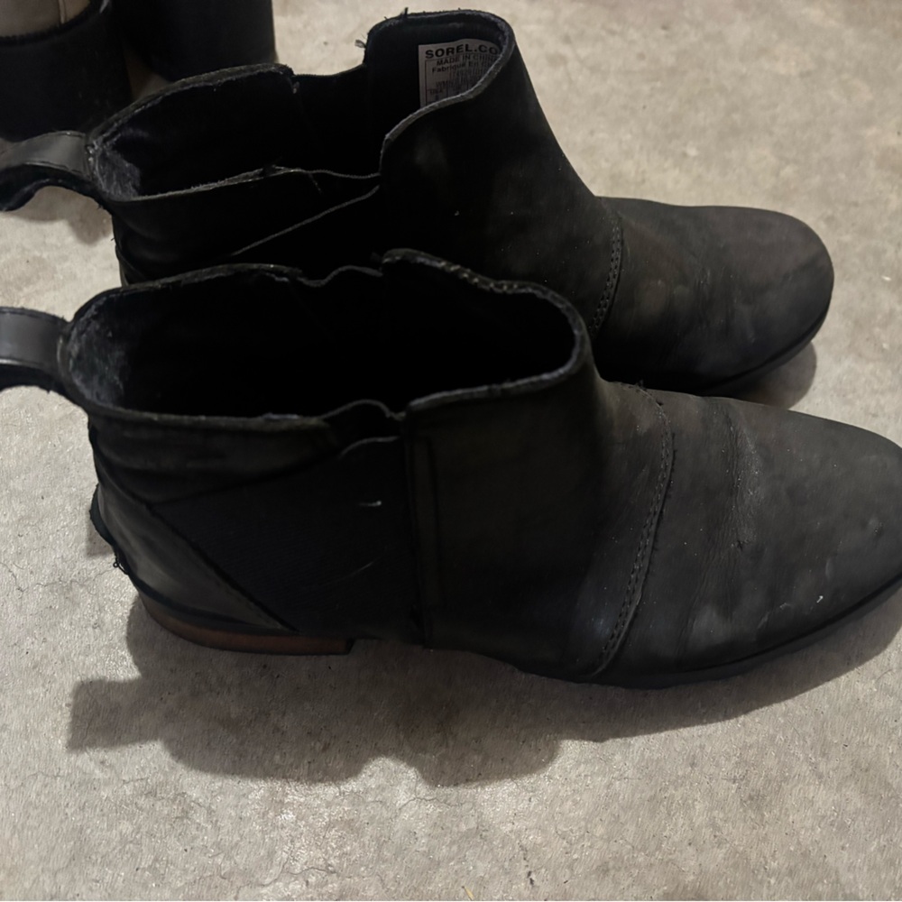 Sorel Emelie Chelsea Boots